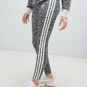 Adidas cheetah pants, size small NWT